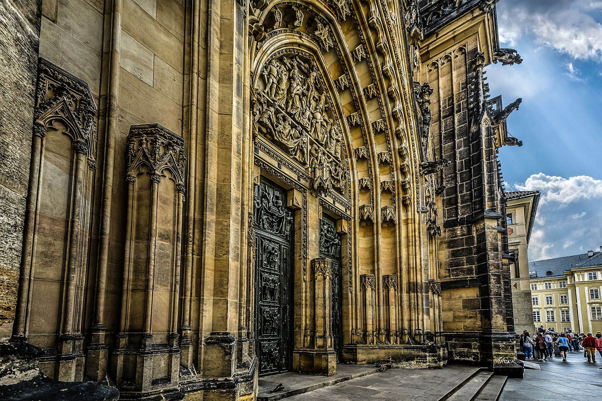 img-1573202731821